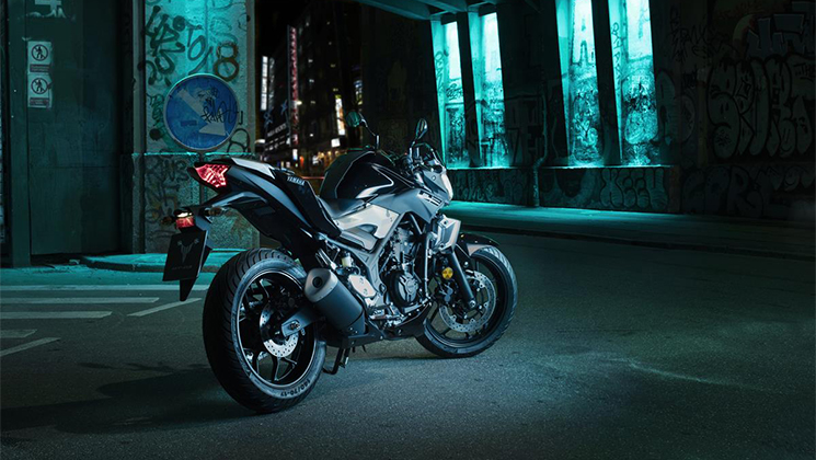 Yamaha-MT03
